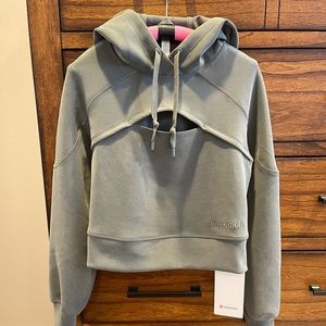 NWT Lululemon Get Centred Hoodie size 2